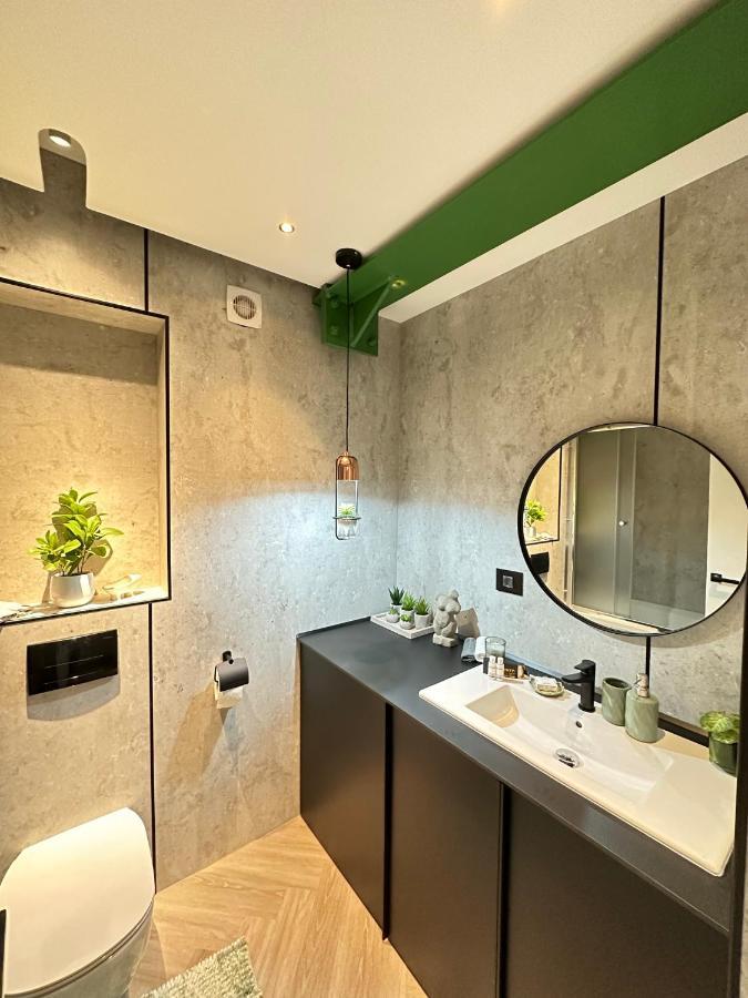 Luxury By The Lake Ap 28 Sibiu Exterior foto